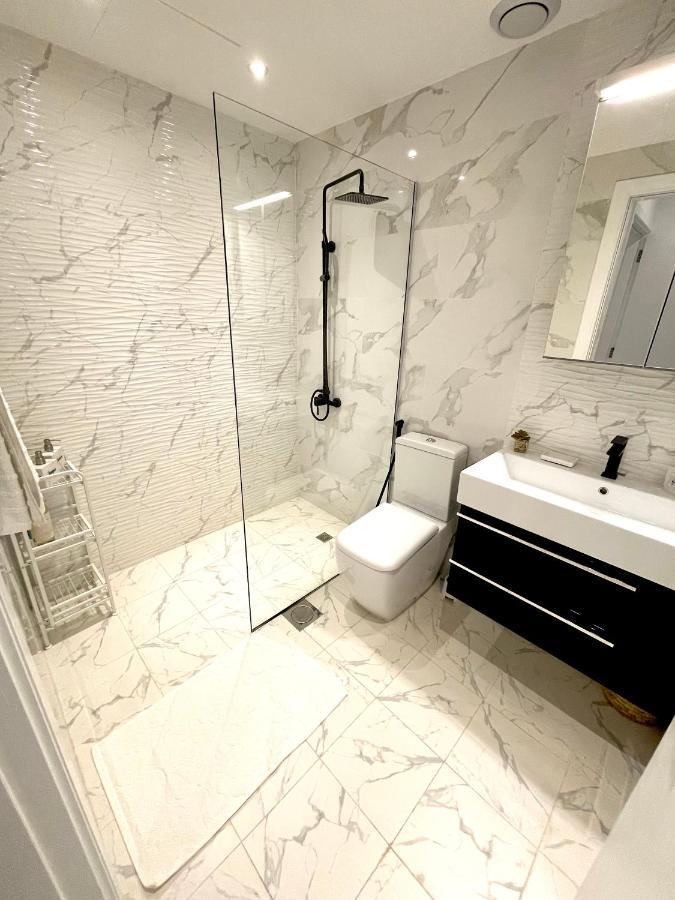 Apartmán Awesome 1Br In Dubai Marina Exteriér fotografie